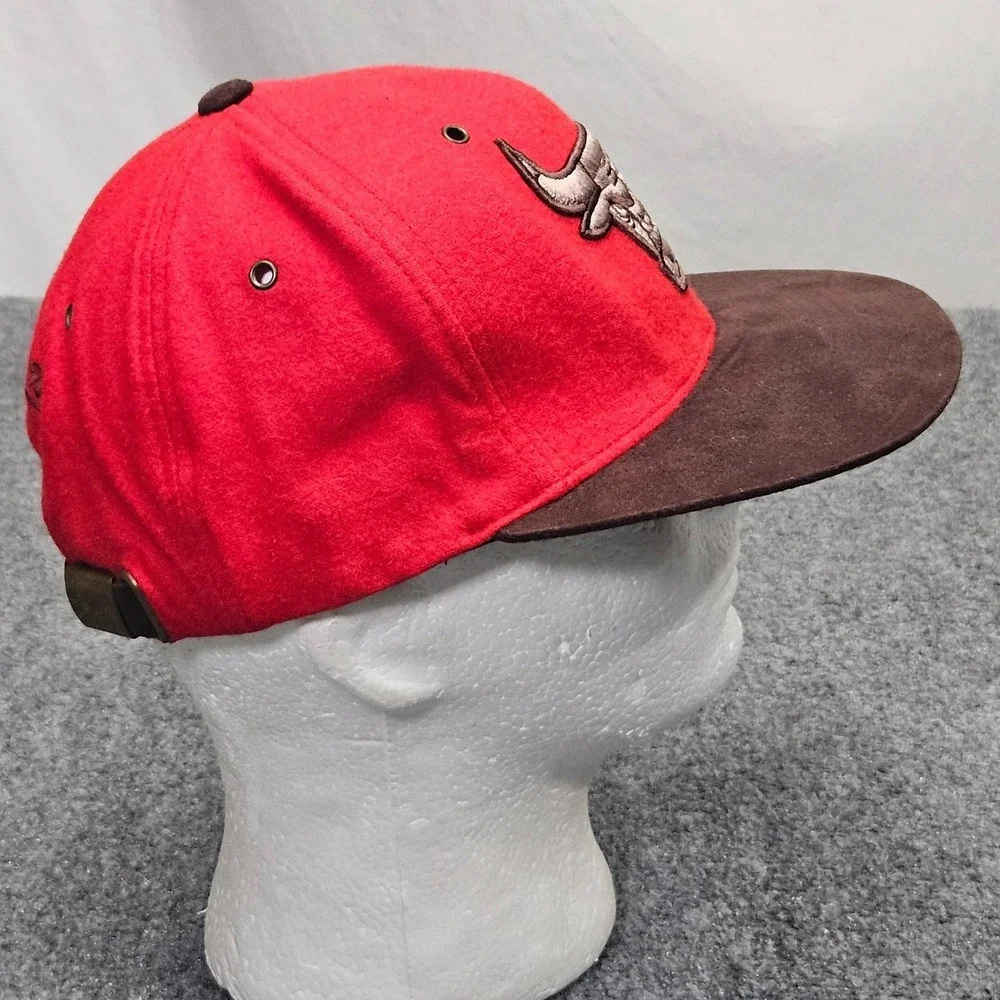 Chicago Bulls Hat Mitchell‎ Ness Red Brown Wool Faux Suede Strapback Cap Fanwear